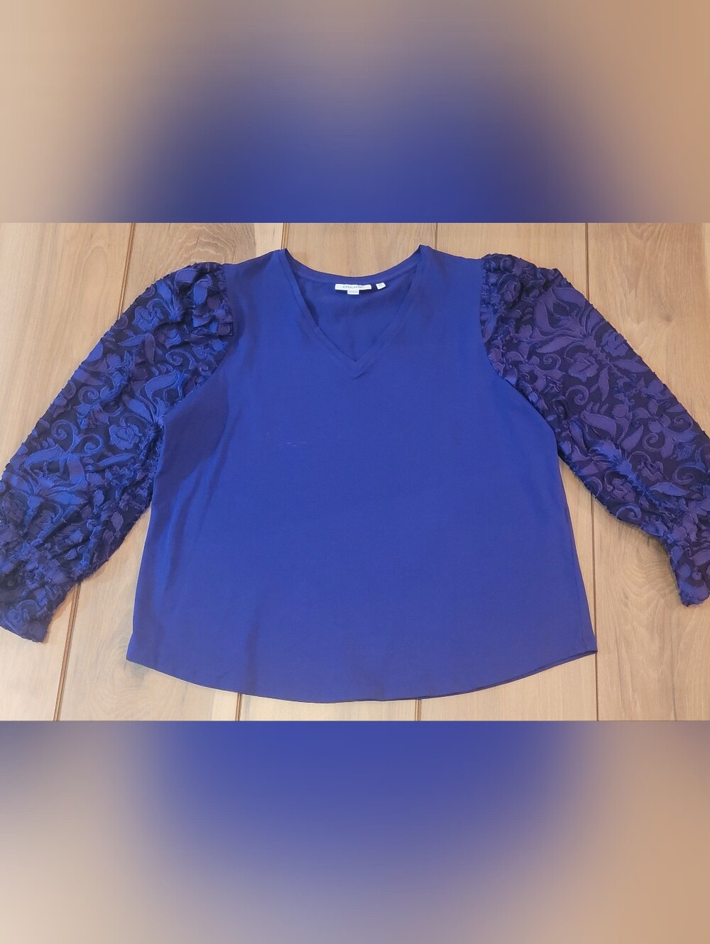 Chico's Purple V-Neck Blouse with Sheer Burnout Floral Puff Sleeves Size 2/L